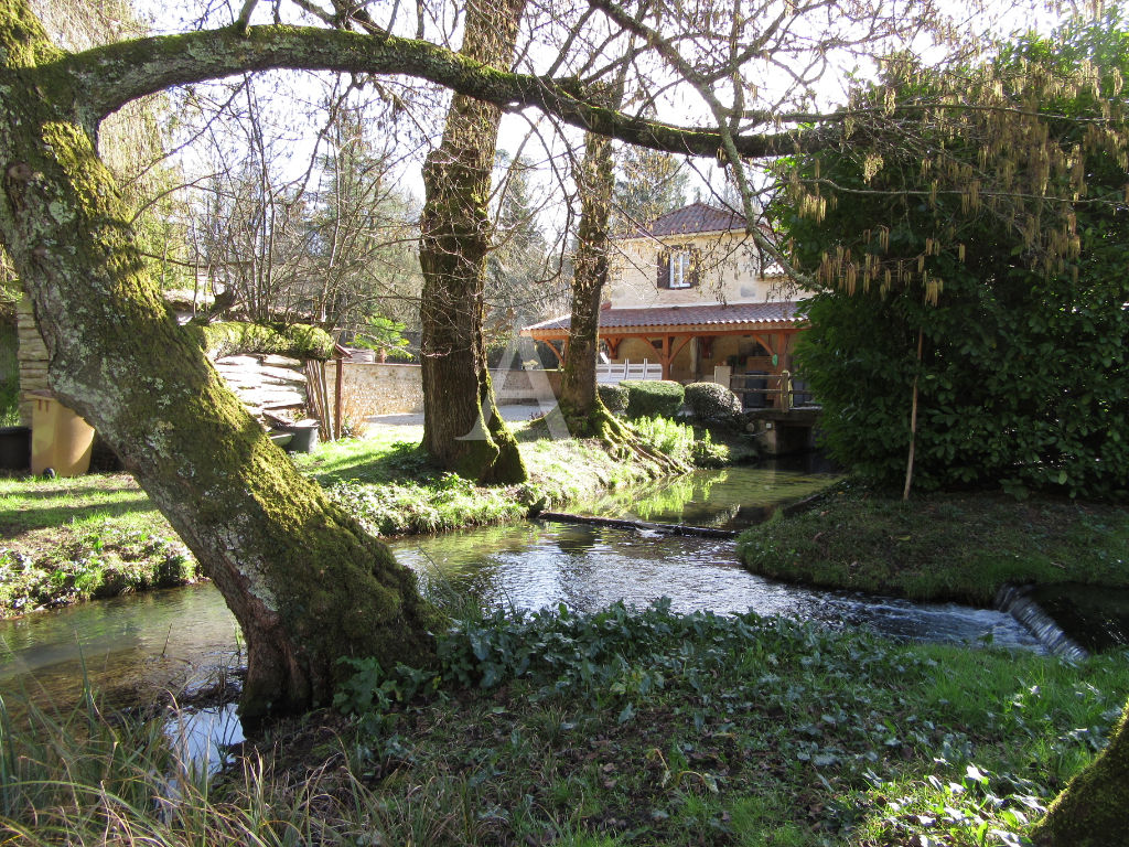 Le Moulin De Capelot Boulazac Isle Manoire
