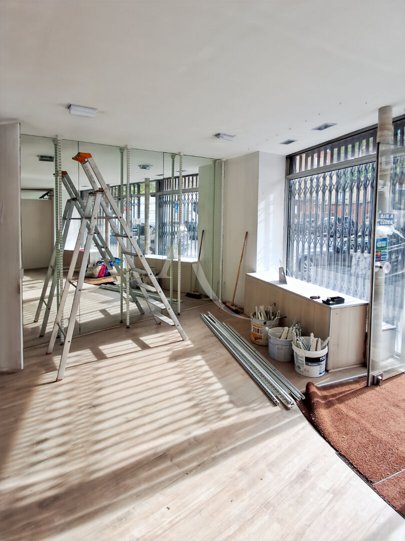 Photo SURESNES LOCAL COMMERCIAL 45 m2 image 3/3