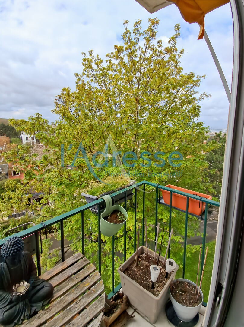 Agence immobilière de L'Adresse  SURESNES IMMOBILIER - L'ADRESSE SURESNES IMMOBILIER