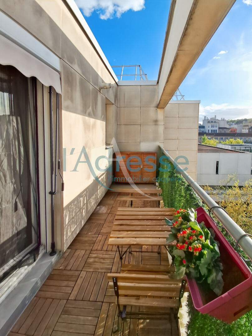Agence immobilière de L'Adresse  SURESNES IMMOBILIER - L'ADRESSE SURESNES IMMOBILIER