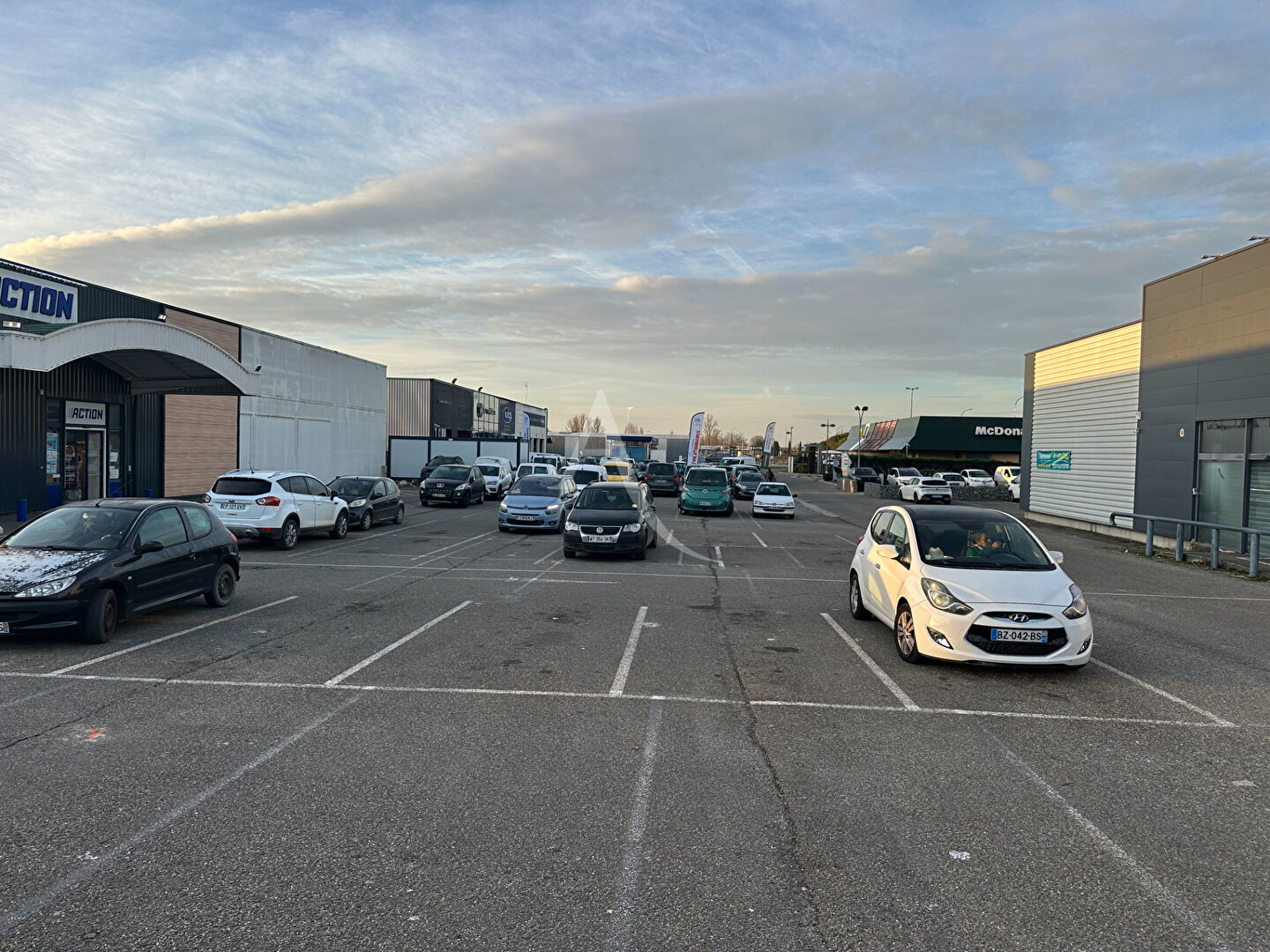 Photo Local commercial Caussade 600 m2 image 3/5