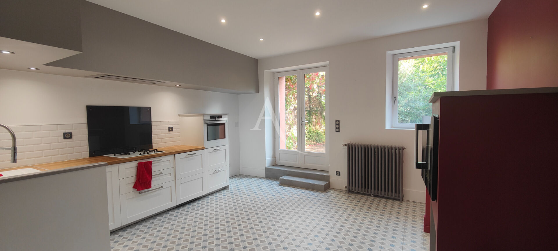 Photo Maison de ville, quartier prisé, beaux volumes, garage et jardin au centre ville de MONTAUBAN image 4/6