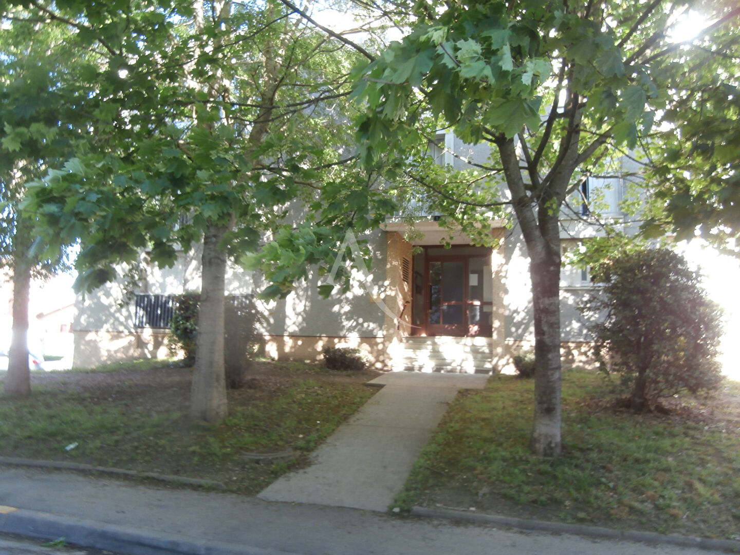 À vendre -  Charmant T2 avec terrasse et jardin arboré ? Toulouse La Roseraie