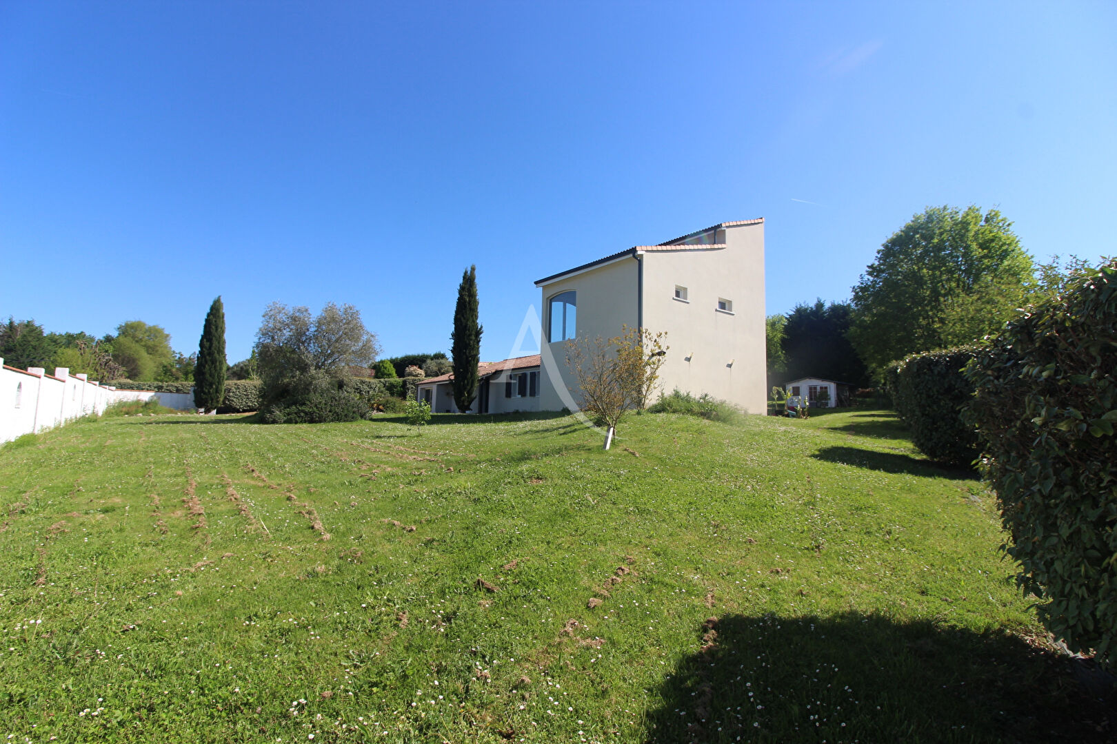 Photo Maison Vaissac 7 pièce(s) 212 m2 image 3/6