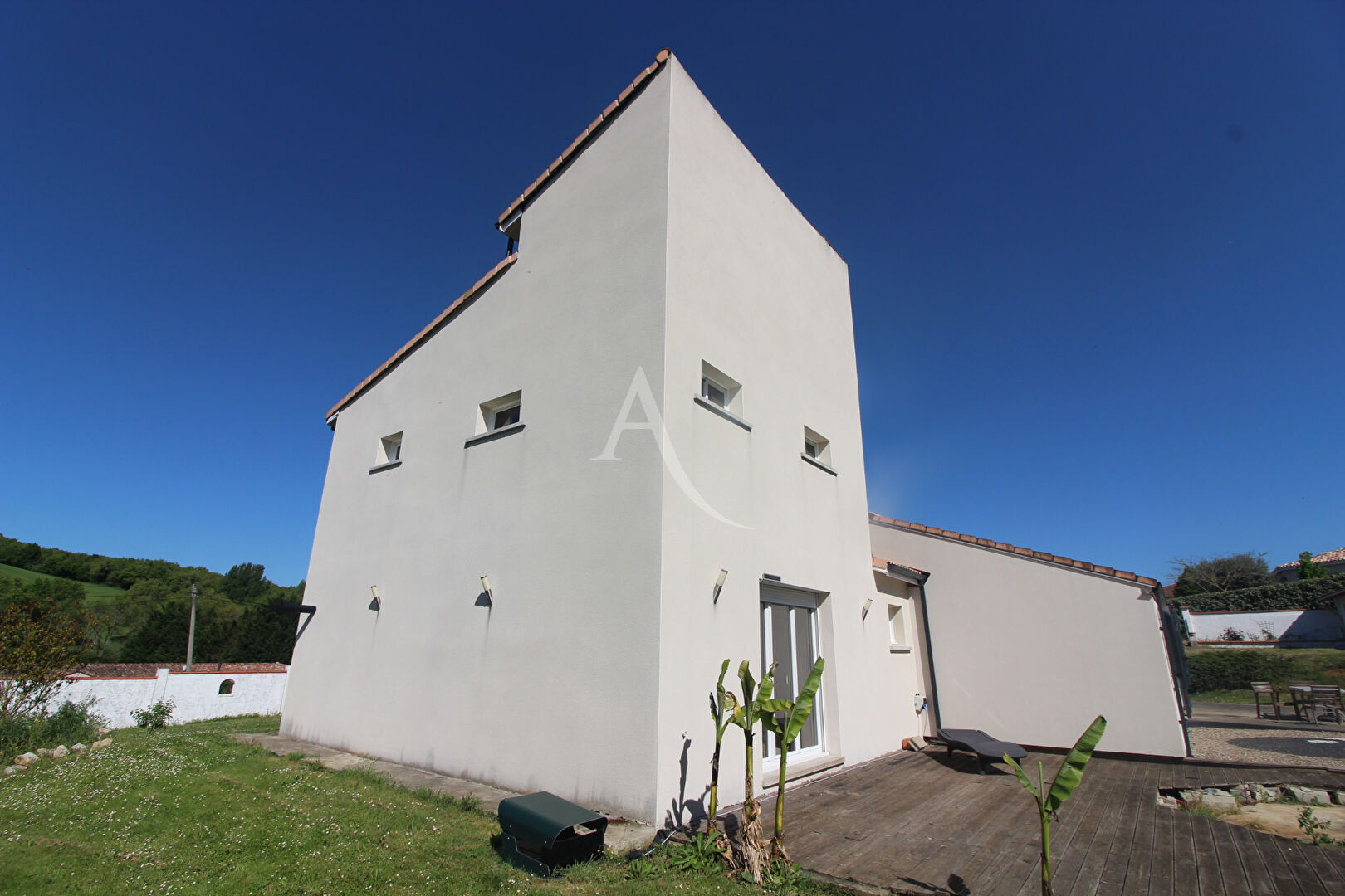 Photo Maison Vaissac 7 pièce(s) 212 m2 image 4/6