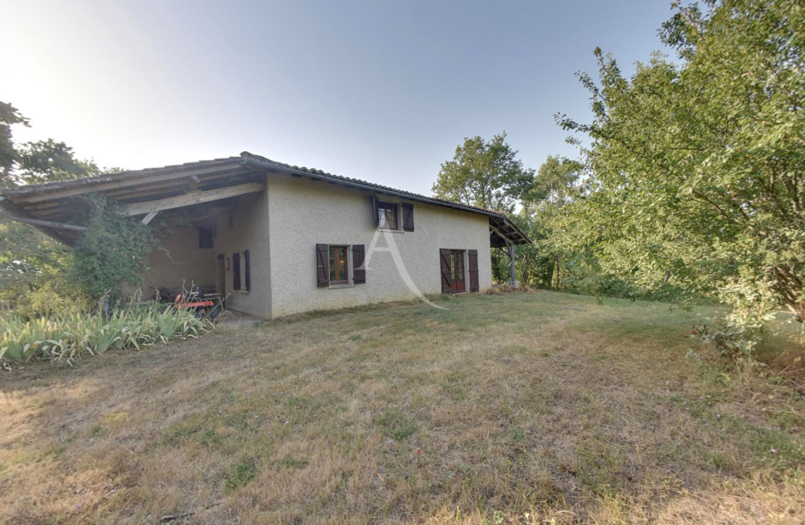 Photo Authentique corps de ferme sur un hectare de terrain à GENEBRIERES image 6/6