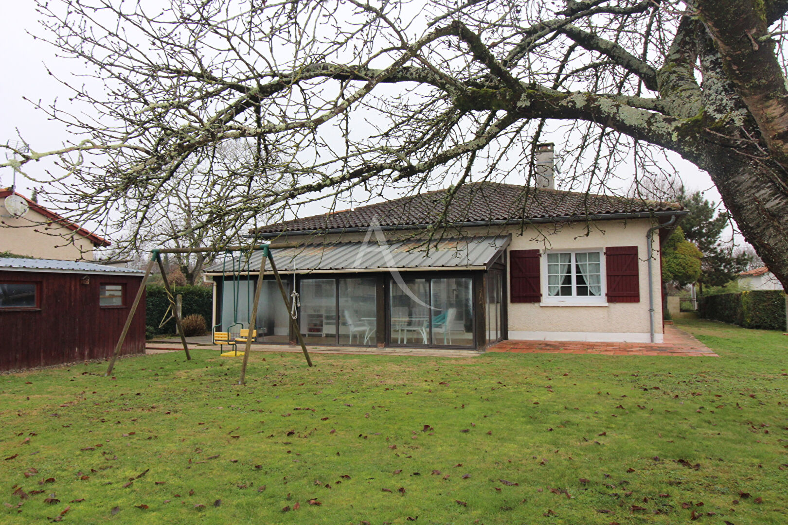 Photo Mas Grenier, plain pied de 132 m2 + véranda et garage image 1/6