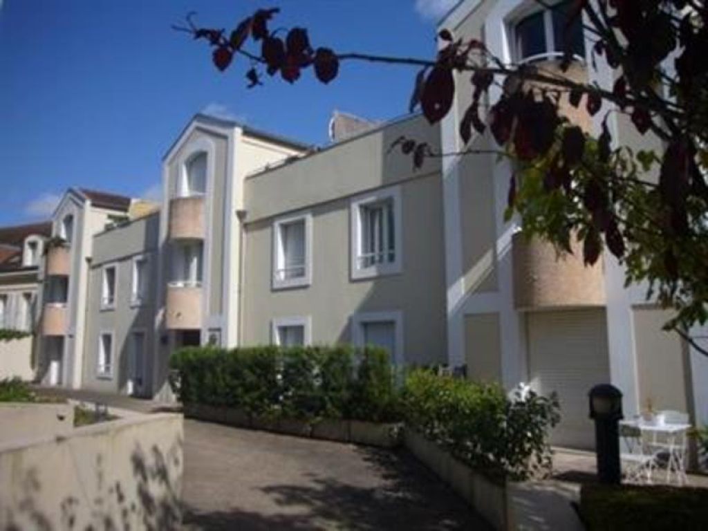 Parking / box Gif Sur Yvette