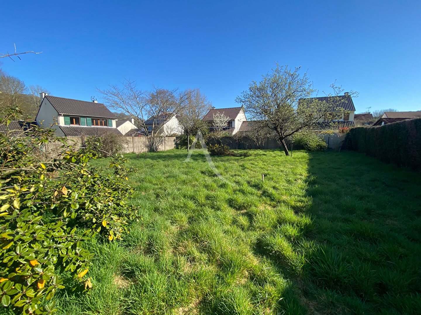 Photo Terrain Gometz Le Chatel  563 m2 image 2/4