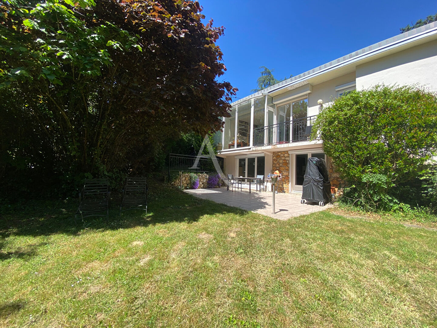 Agence immobilière de L'Adresse  PATRIMOINE CONSEIL - L'ADRESSE PATRIMOINE CONSEIL / VALLEE