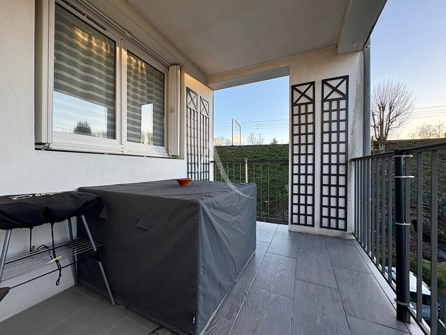 Agence immobilière de L'Adresse  PATRIMOINE CONSEIL - L'ADRESSE PATRIMOINE CONSEIL / VALLEE