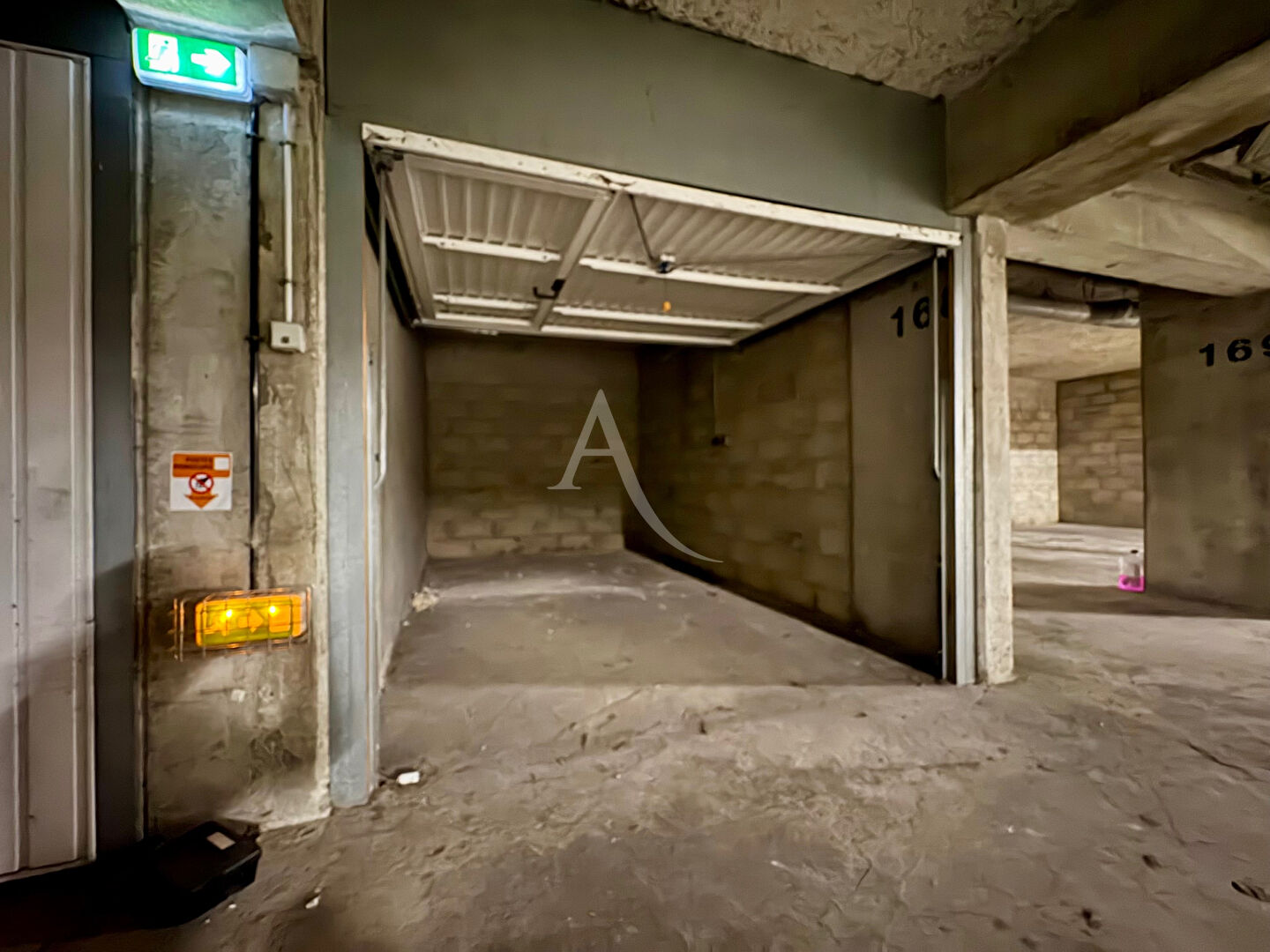 Parking / box Gif Sur Yvette 11.75 m2