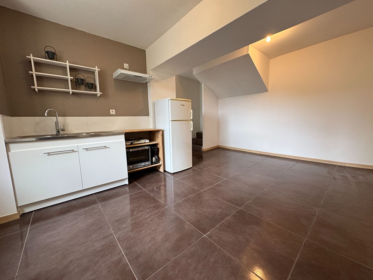 Photo Pieusse - Maison rénovée avec double potentiel ! image 3/6