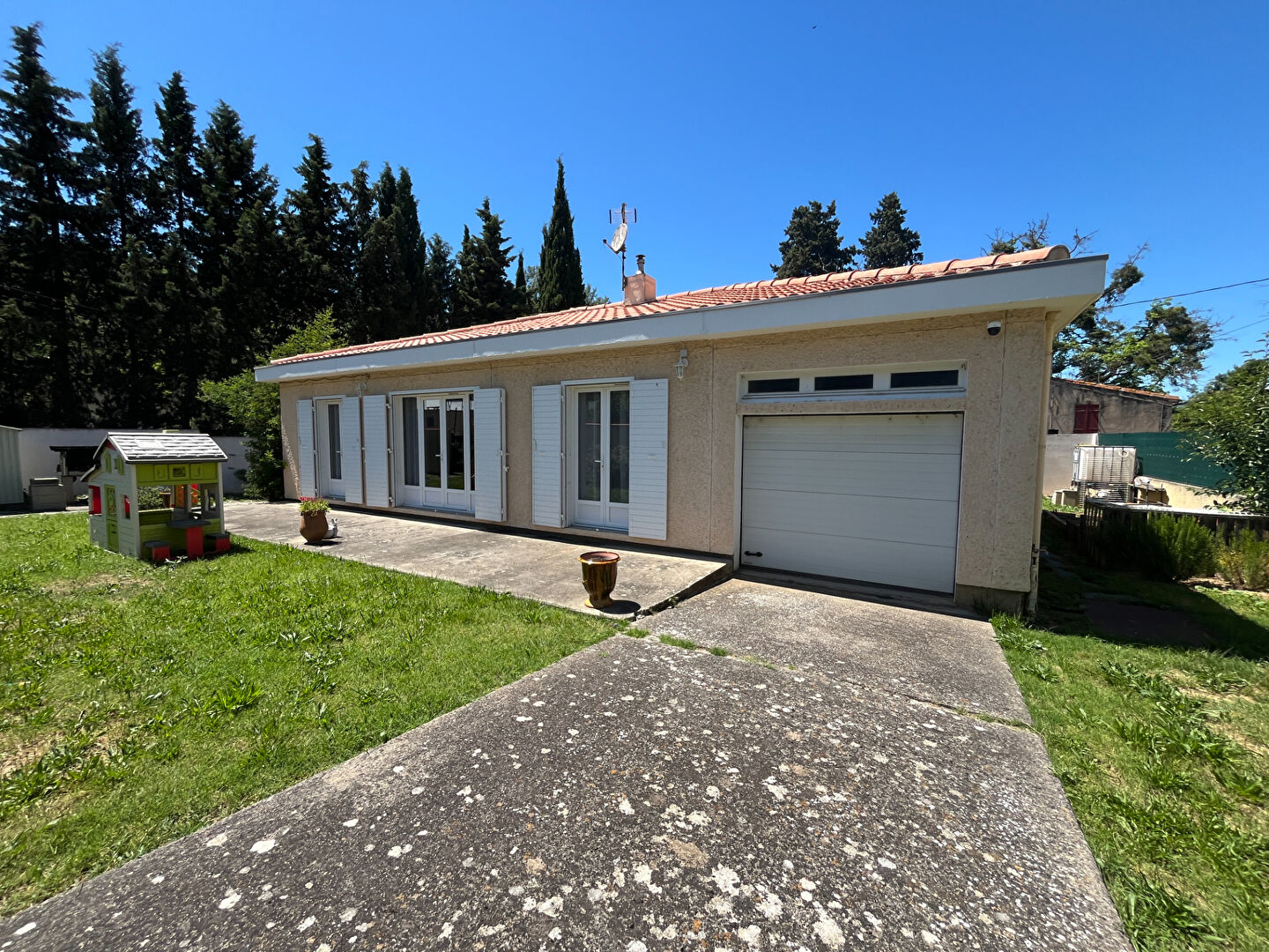 Photo LIMOUX VILLA PROCHE DU CENTRE VILLE image 1/6