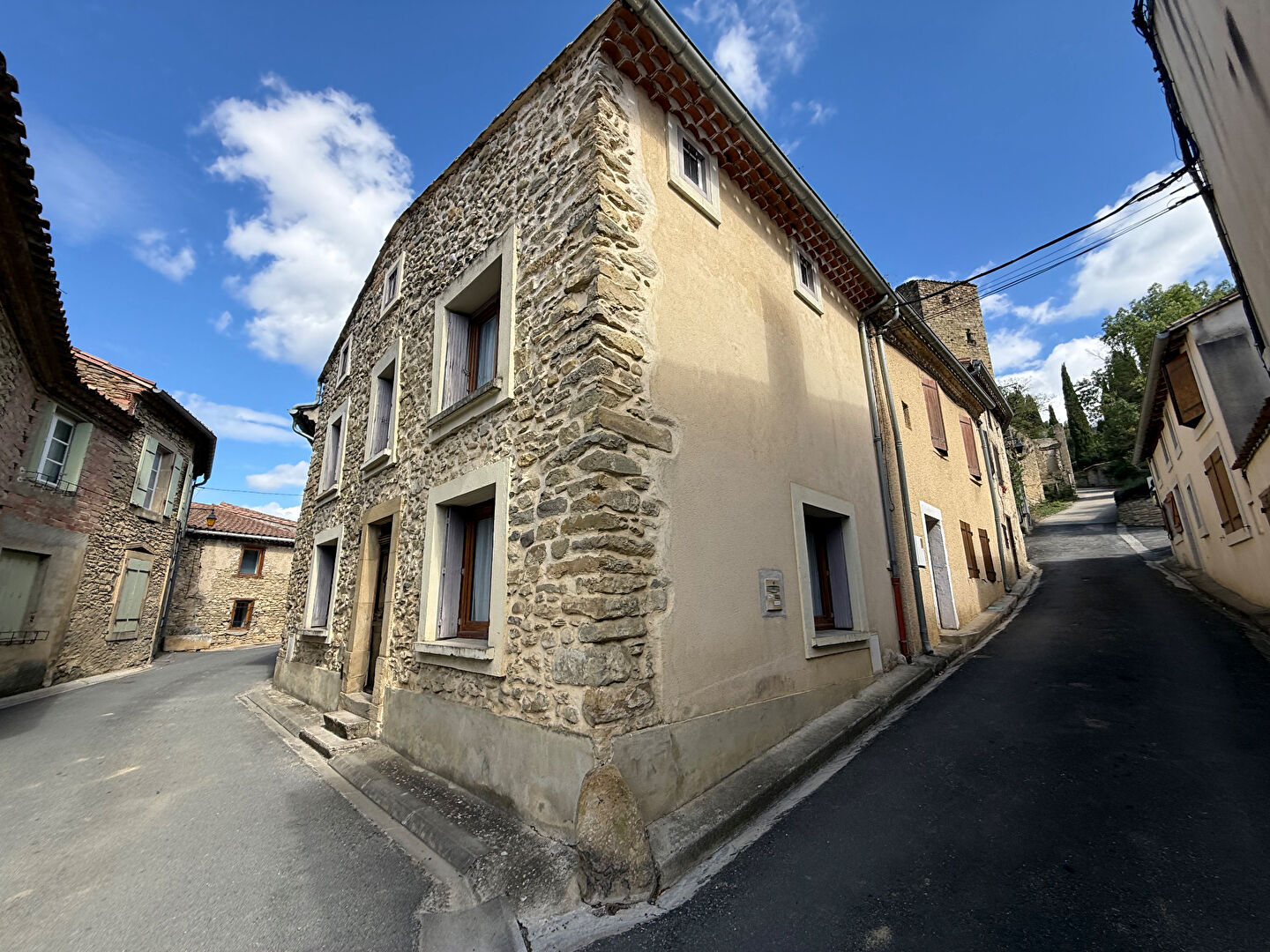 Photo Maison de village 2 chambres Cournanel image 2/6