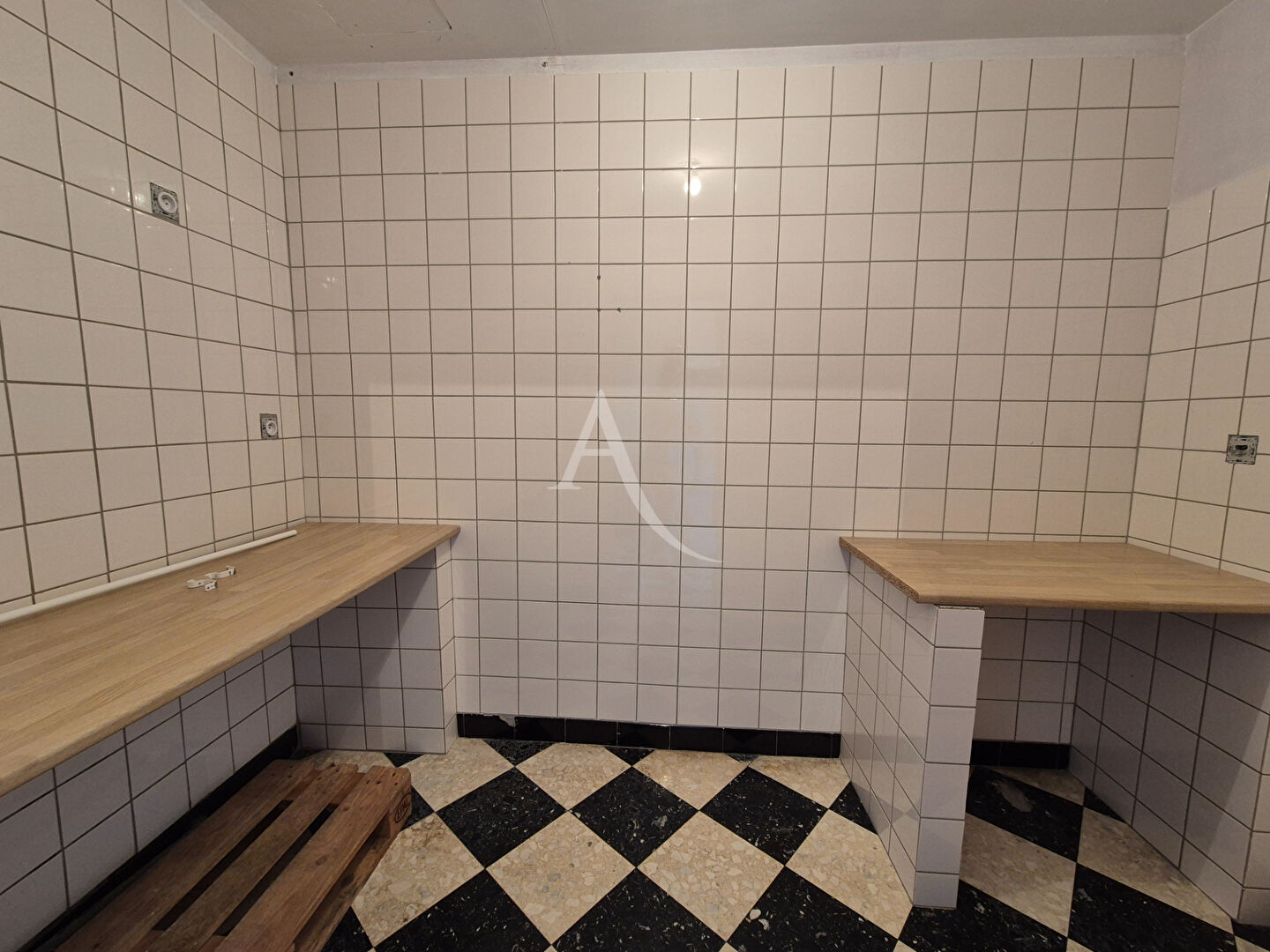 Photo LOCAL ENTRE LIMOUX ET CARCASSONNE image 5/6