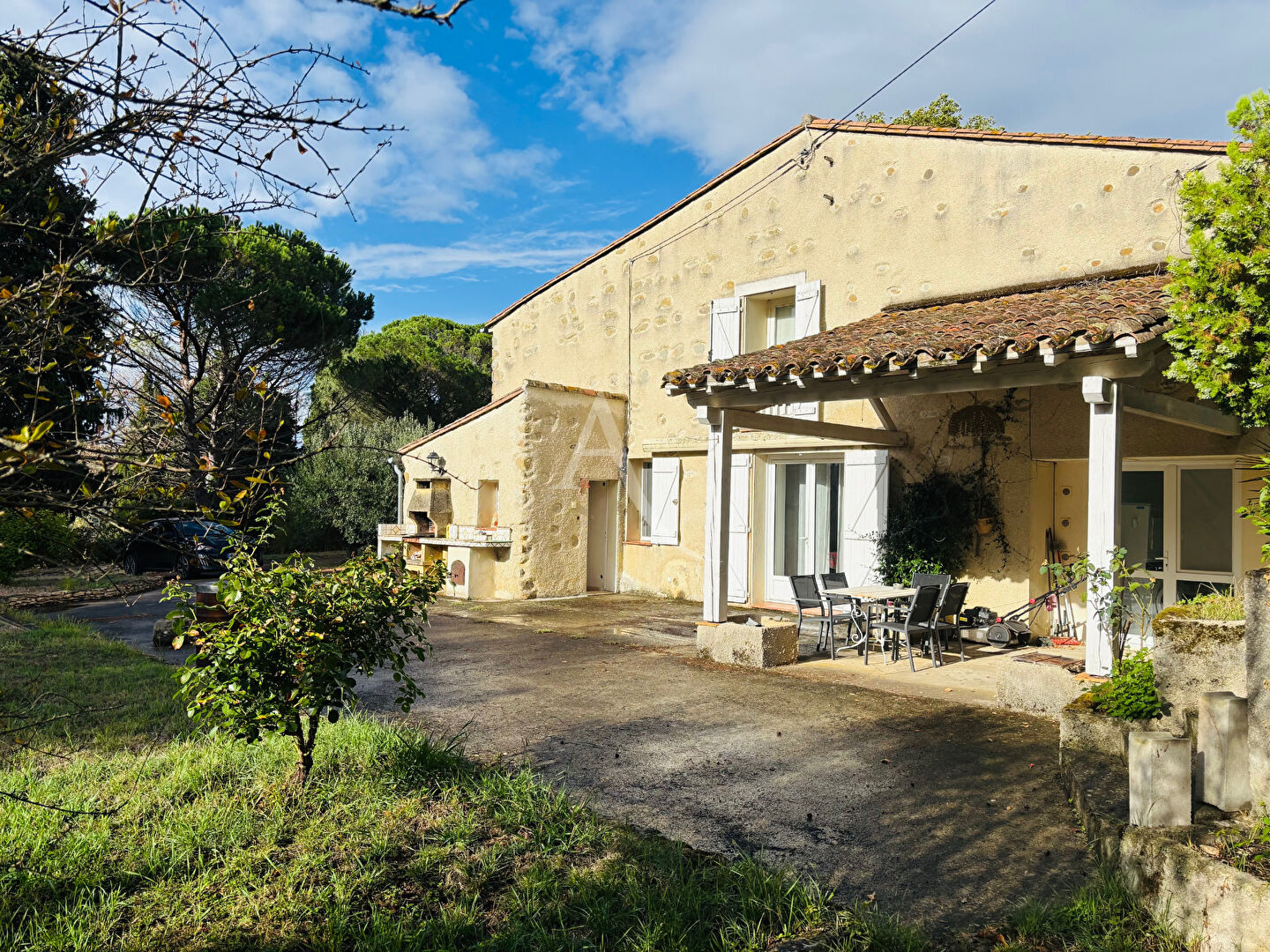 Maison  5 pièce(s) 206 m2