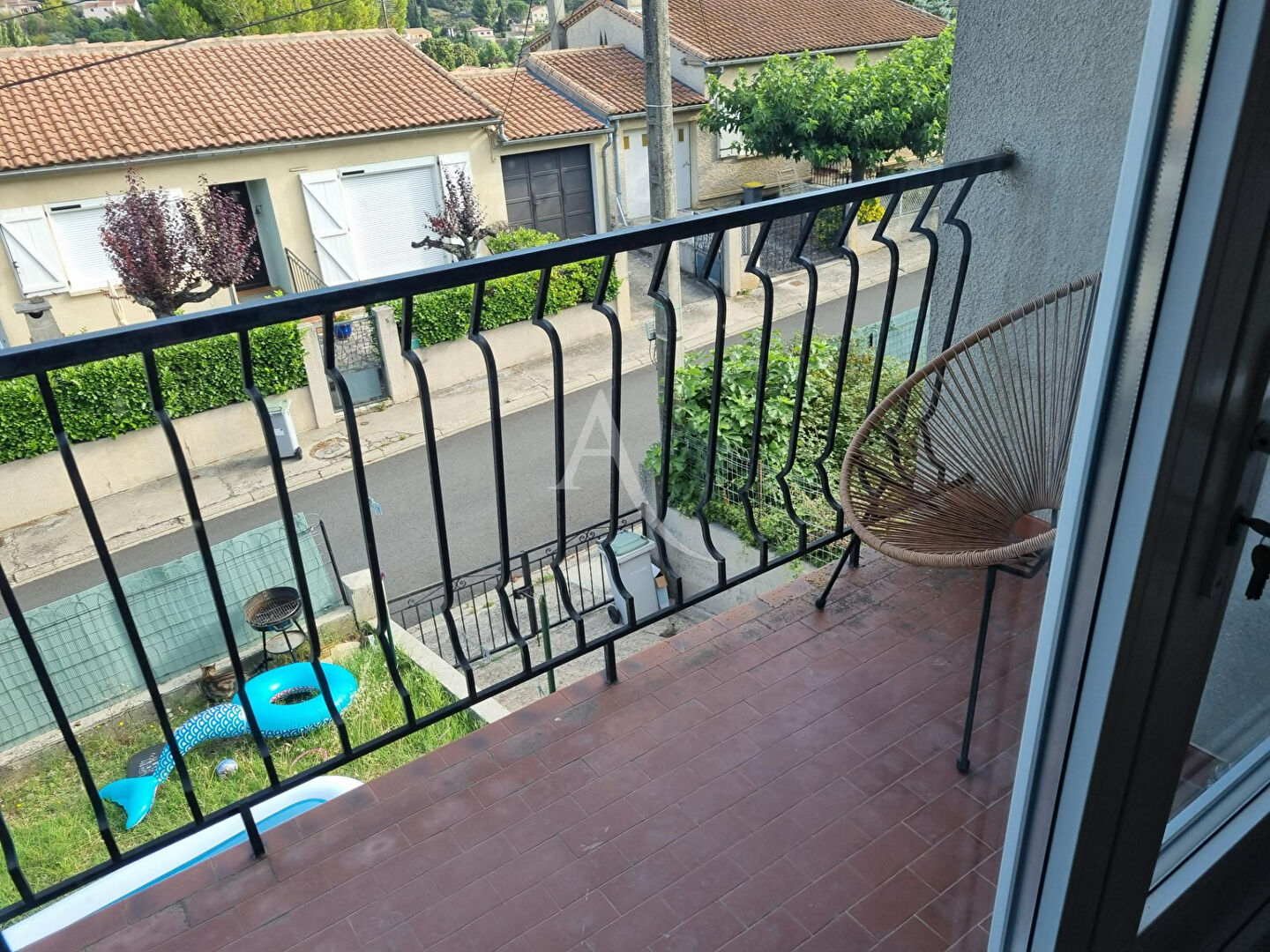 Photo Ensemble immobilier image 2/4