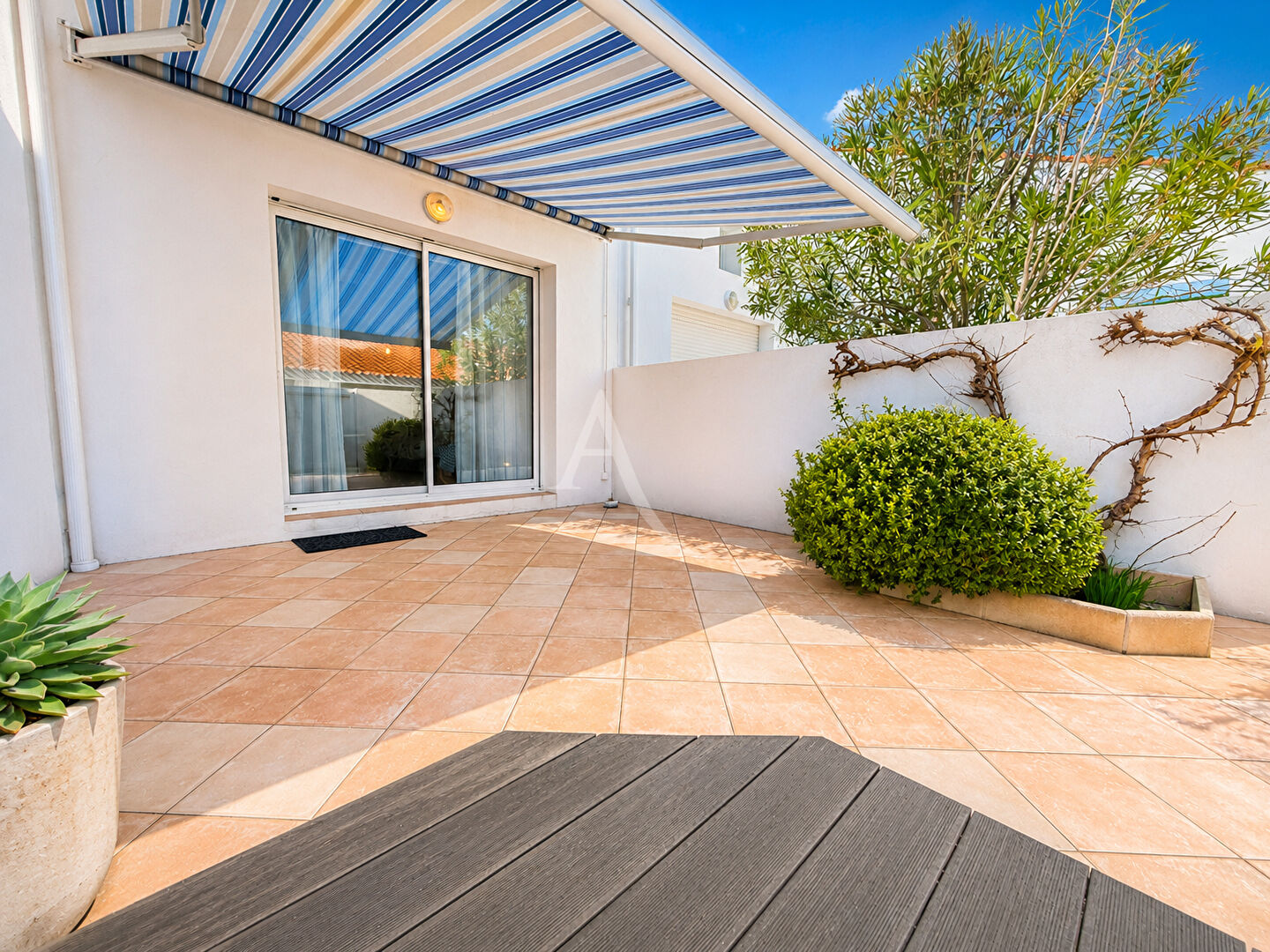 Agence immobilière de L'ADRESSE  IMMO 2000 - L'ADRESSE IMMO 2000 Transaction