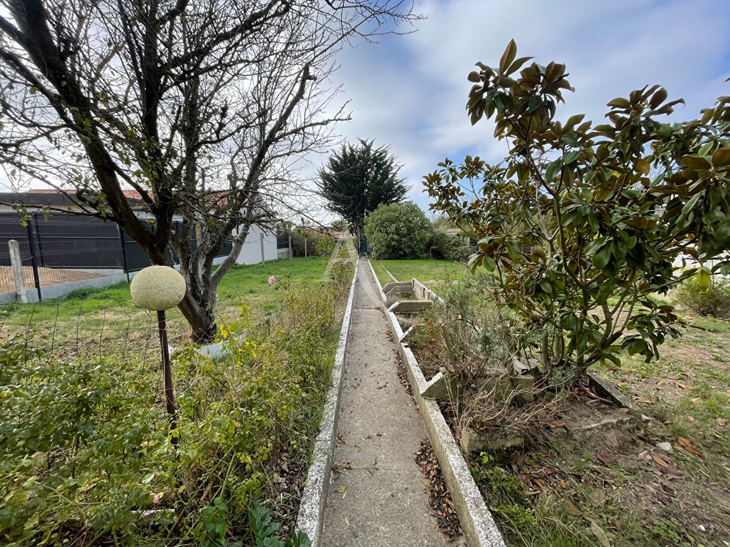 TERRAIN A BATIR SECTEUR CALME  - SAINT HILAIRE DE RIEZ-