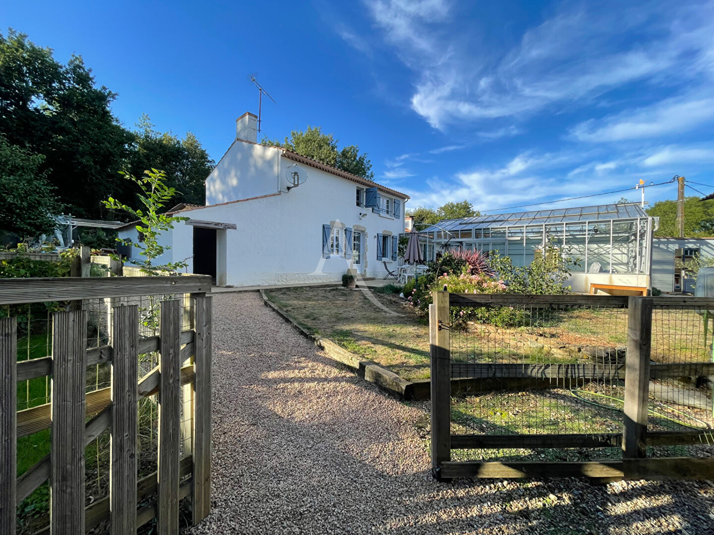 Agence immobilière de L'ADRESSE  IMMO 2000 - L'ADRESSE IMMO 2000 Transaction