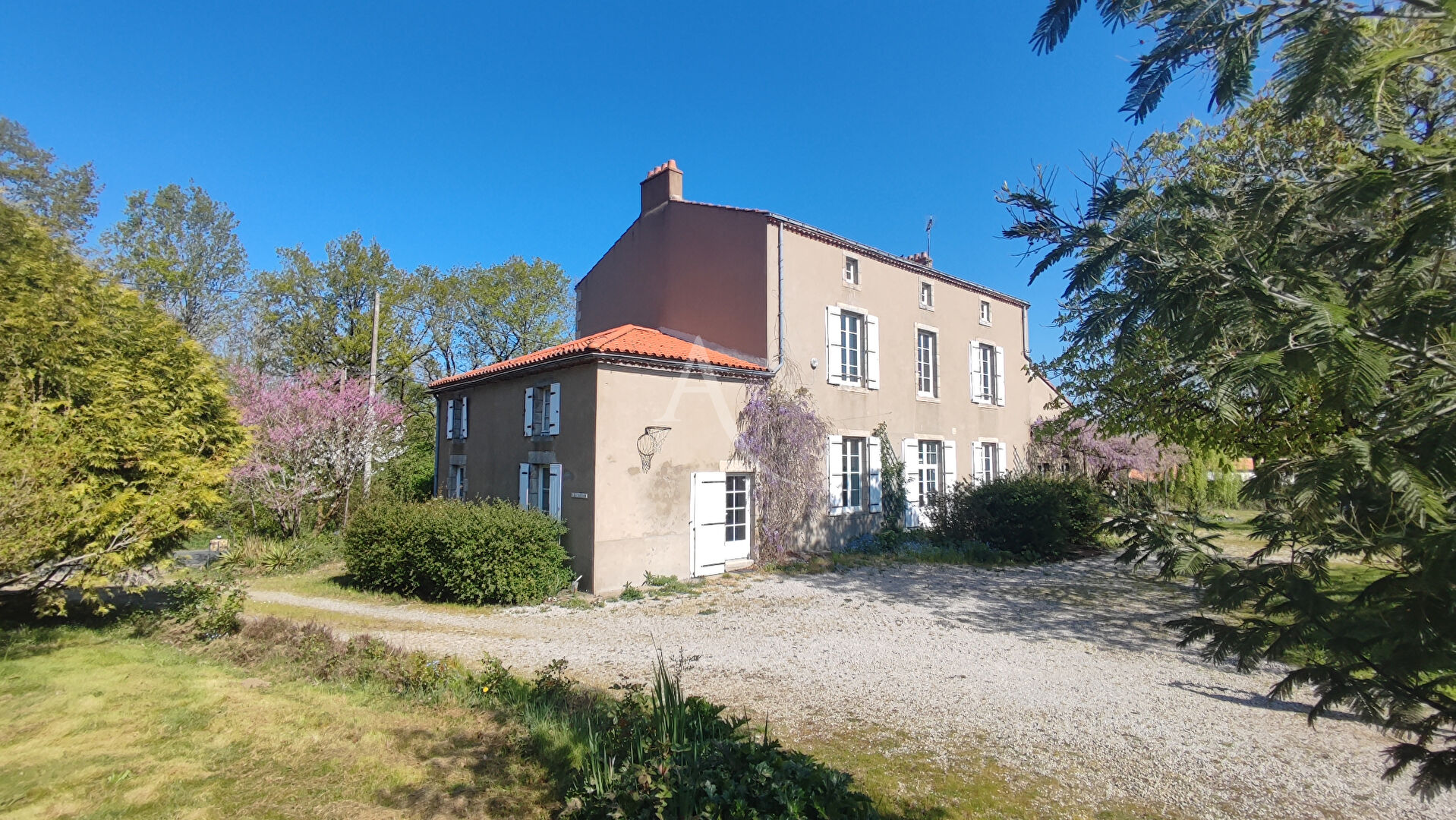 Maison de maître Le Poire Sur Vie 250 m²