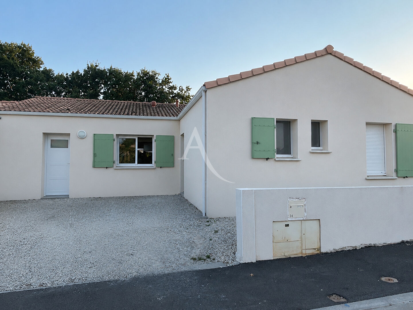 Agence immobilière de L'ADRESSE  IMMO 2000 - L'ADRESSE IMMO 2000 Transaction
