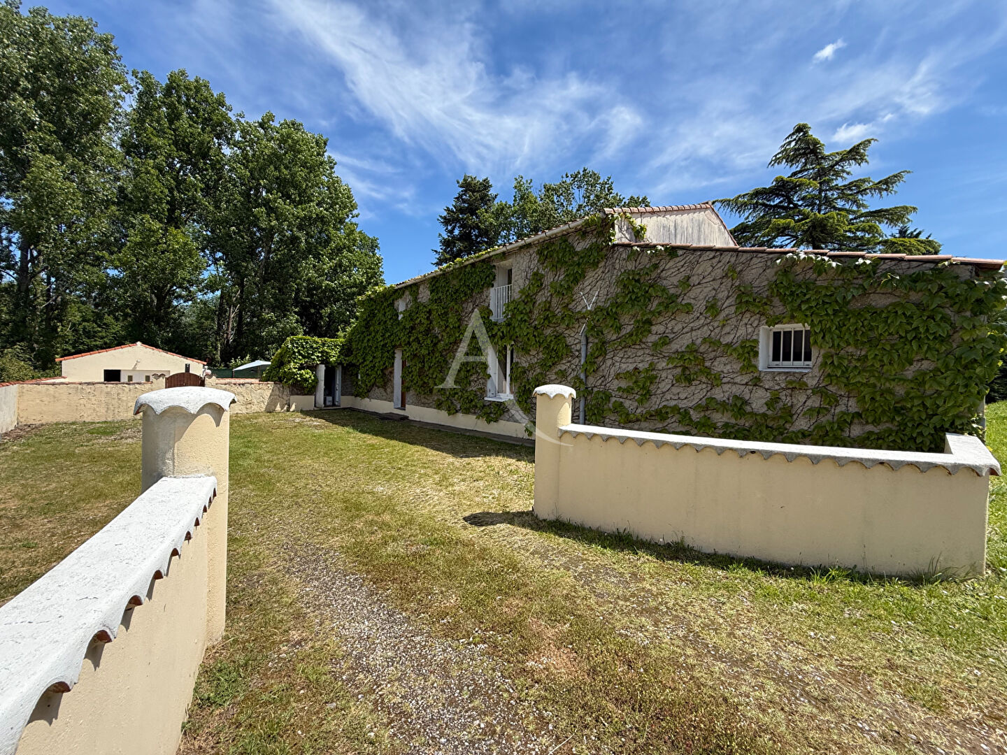 Agence immobilière de L'ADRESSE  IMMO 2000 - L'ADRESSE IMMO 2000 Transaction