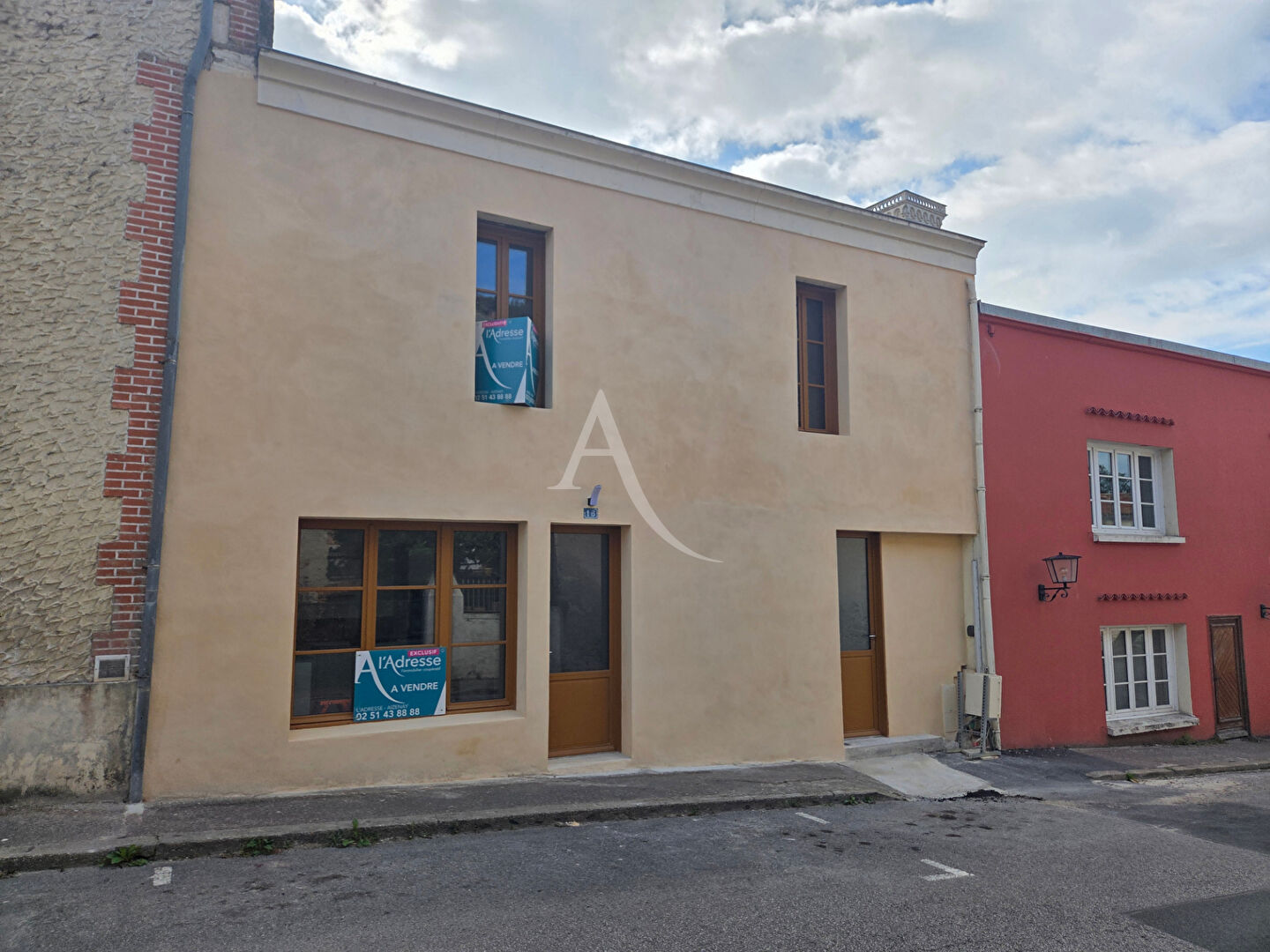 Agence immobilière de SARL L'IMMOBILIERE 2000