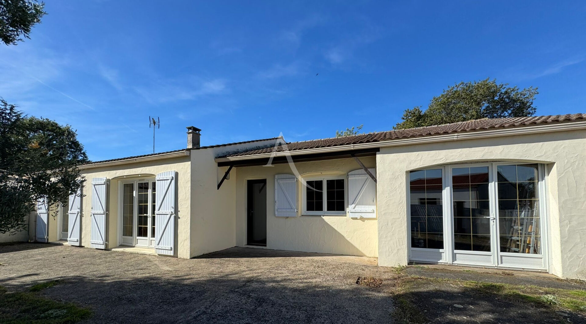 Agence immobilière de L'ADRESSE  IMMO 2000 - L'ADRESSE IMMO 2000 Transaction