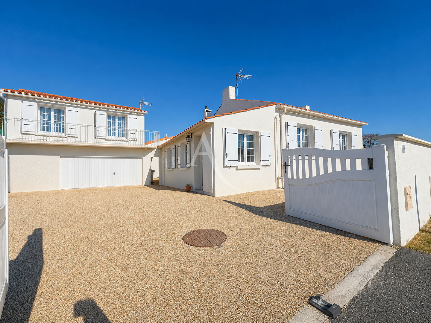 Agence immobilière de L'ADRESSE  IMMO 2000 - L'ADRESSE IMMO 2000 Transaction