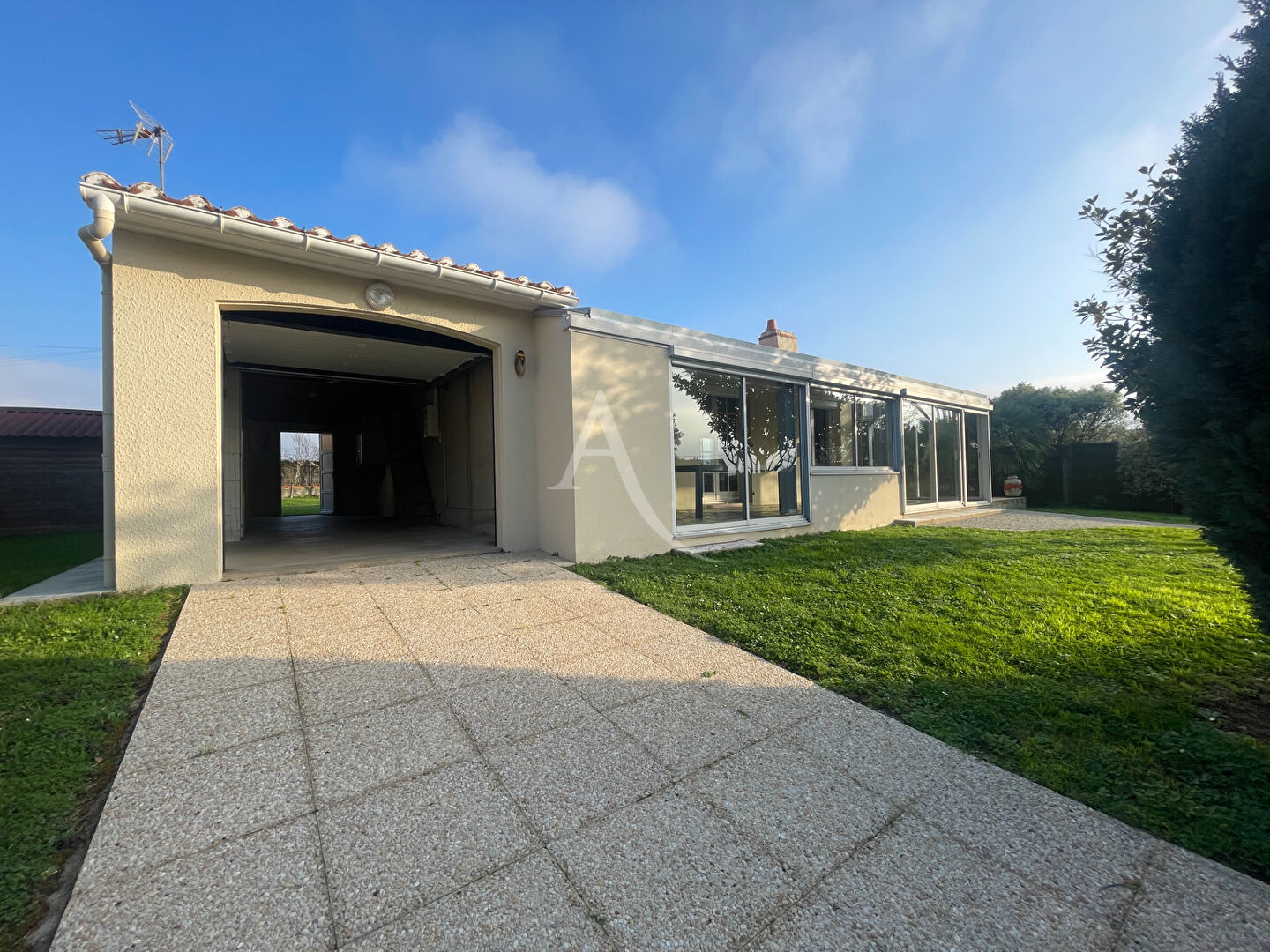 Photo Maison Le Fenouiller 3 pièce(s) 68 M2 image 2/6