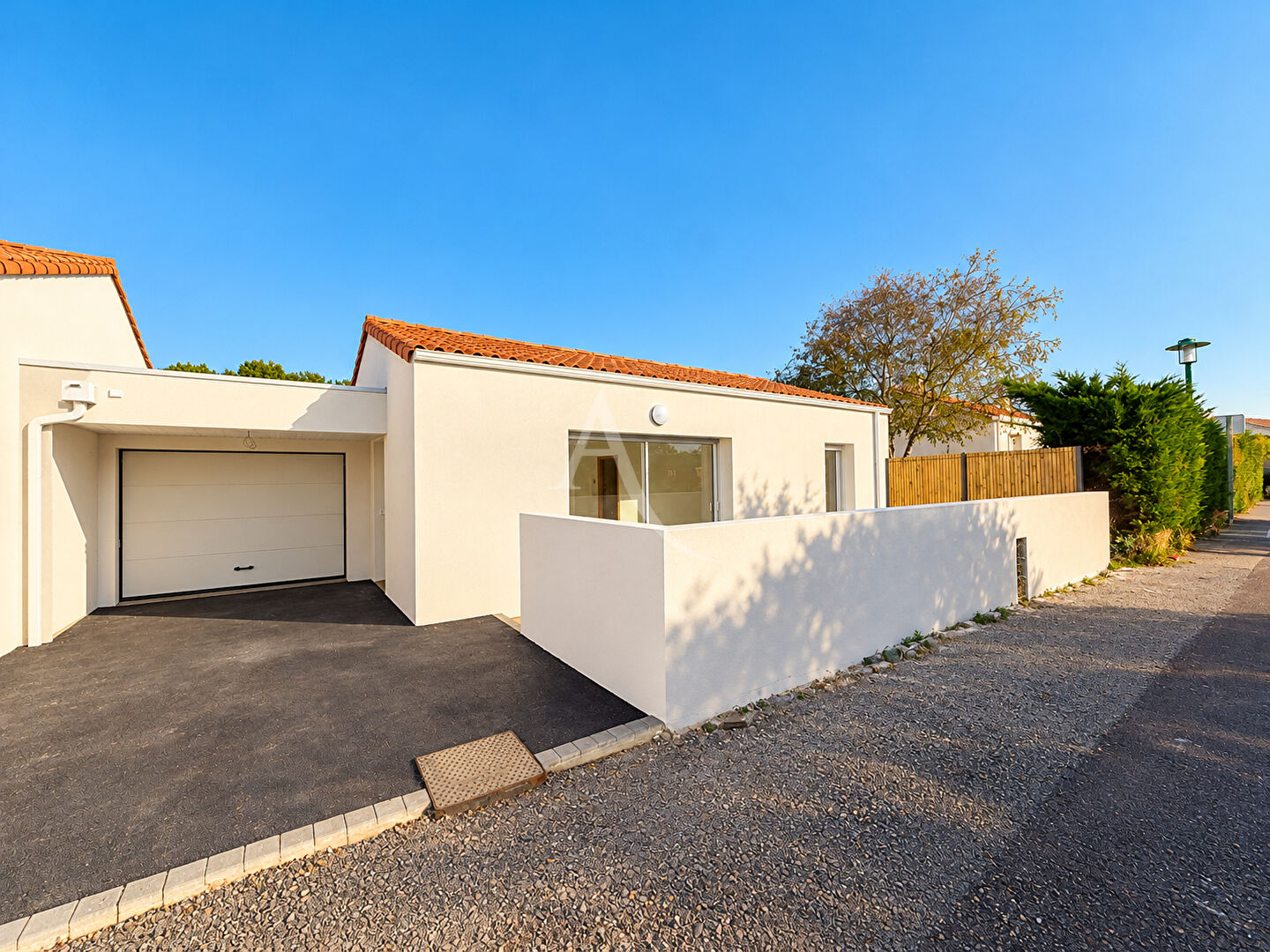 Agence immobilière de L'ADRESSE  IMMO 2000 - L'ADRESSE IMMO 2000 Transaction