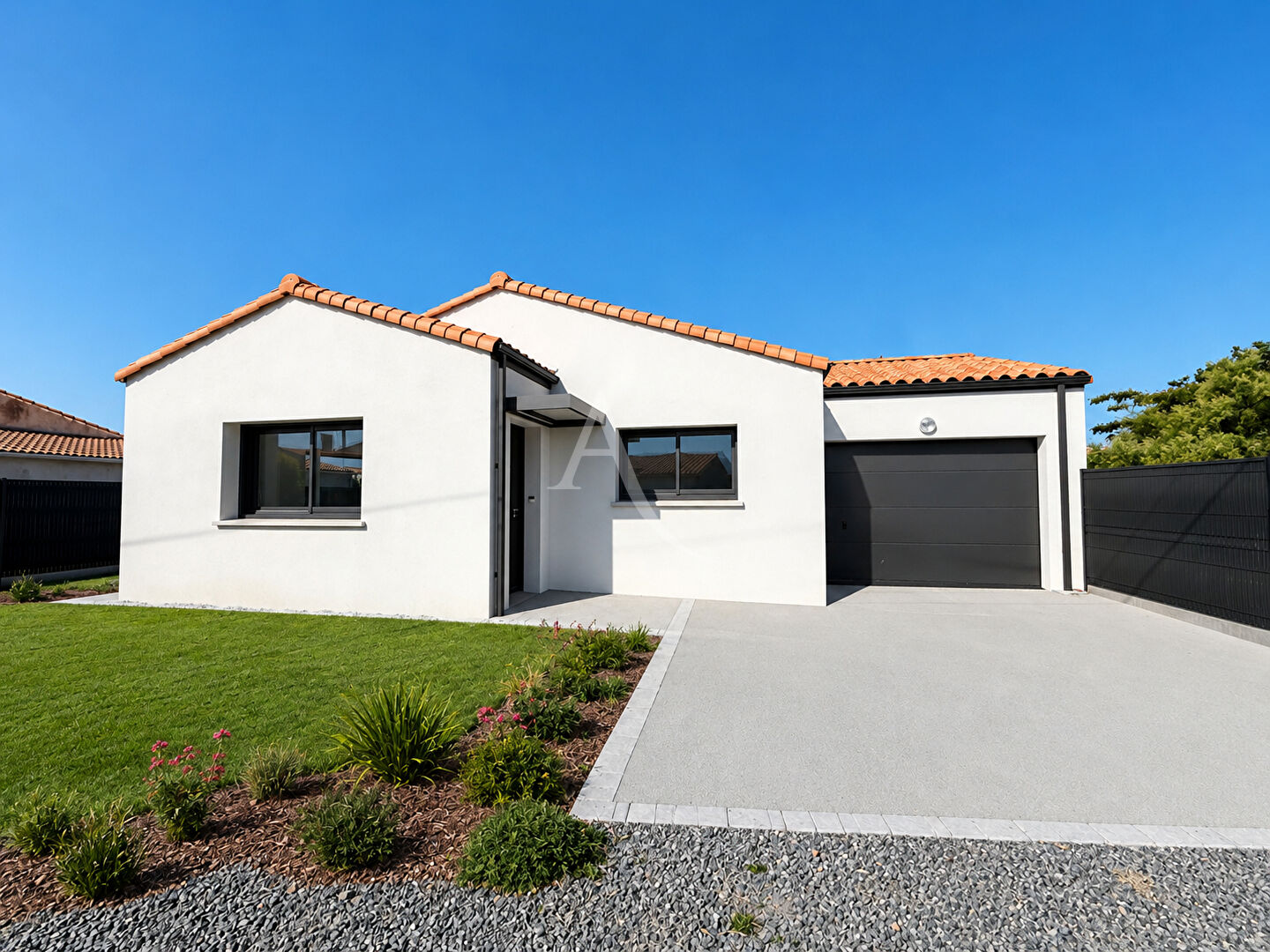 Agence immobilière de L'ADRESSE  IMMO 2000 - L'ADRESSE IMMO 2000 Transaction