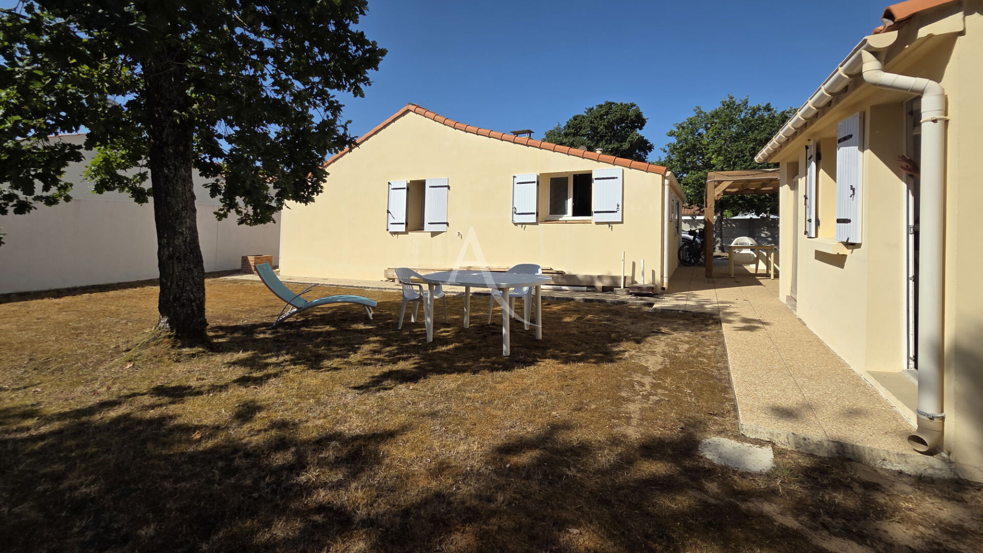 Agence immobilière de L'ADRESSE  IMMO 2000 - L'ADRESSE IMMO 2000 Transaction