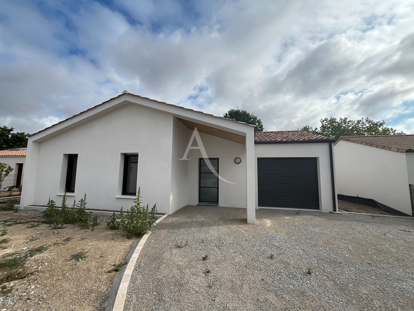 Agence immobilière de L'ADRESSE  IMMO 2000 - L'ADRESSE IMMO 2000 Transaction
