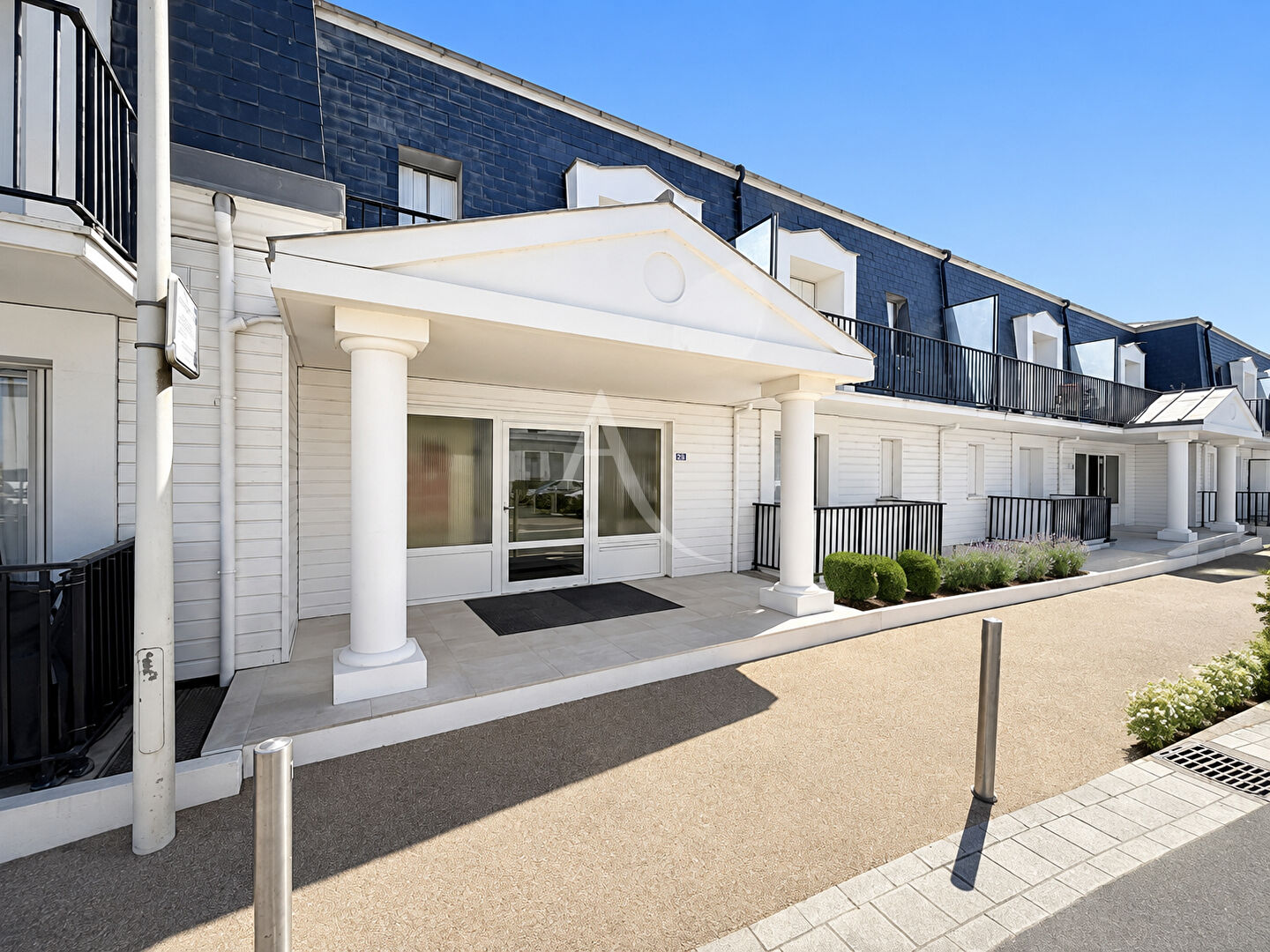 Agence immobilière de L'ADRESSE  IMMO 2000 - L'ADRESSE IMMO 2000 Transaction