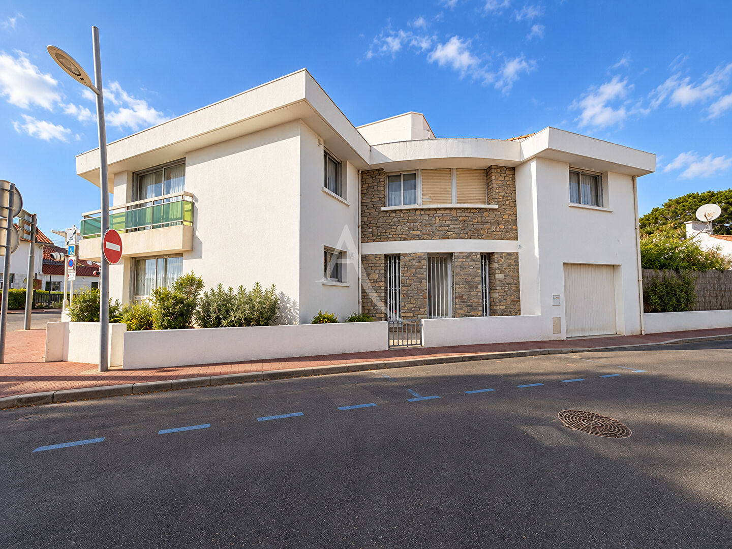 Agence immobilière de L'ADRESSE  IMMO 2000 - L'ADRESSE IMMO 2000 Transaction
