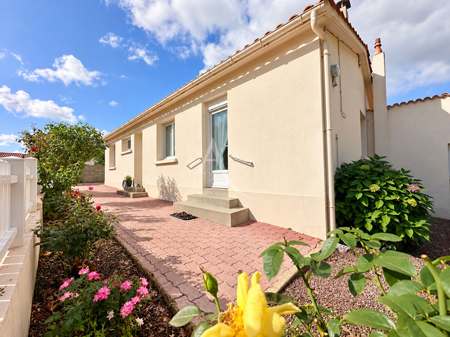 Agence immobilière de L'ADRESSE  IMMO 2000 - L'ADRESSE IMMO 2000 Transaction