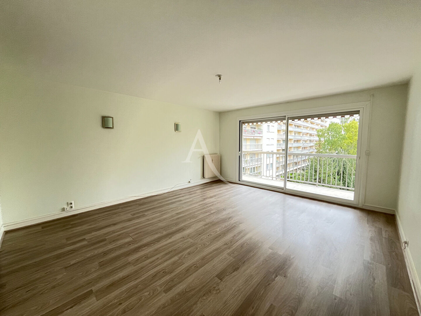 Agence immobilière de L'Adresse DREUX IMMOBILIER - DREUX IMMOBILIER