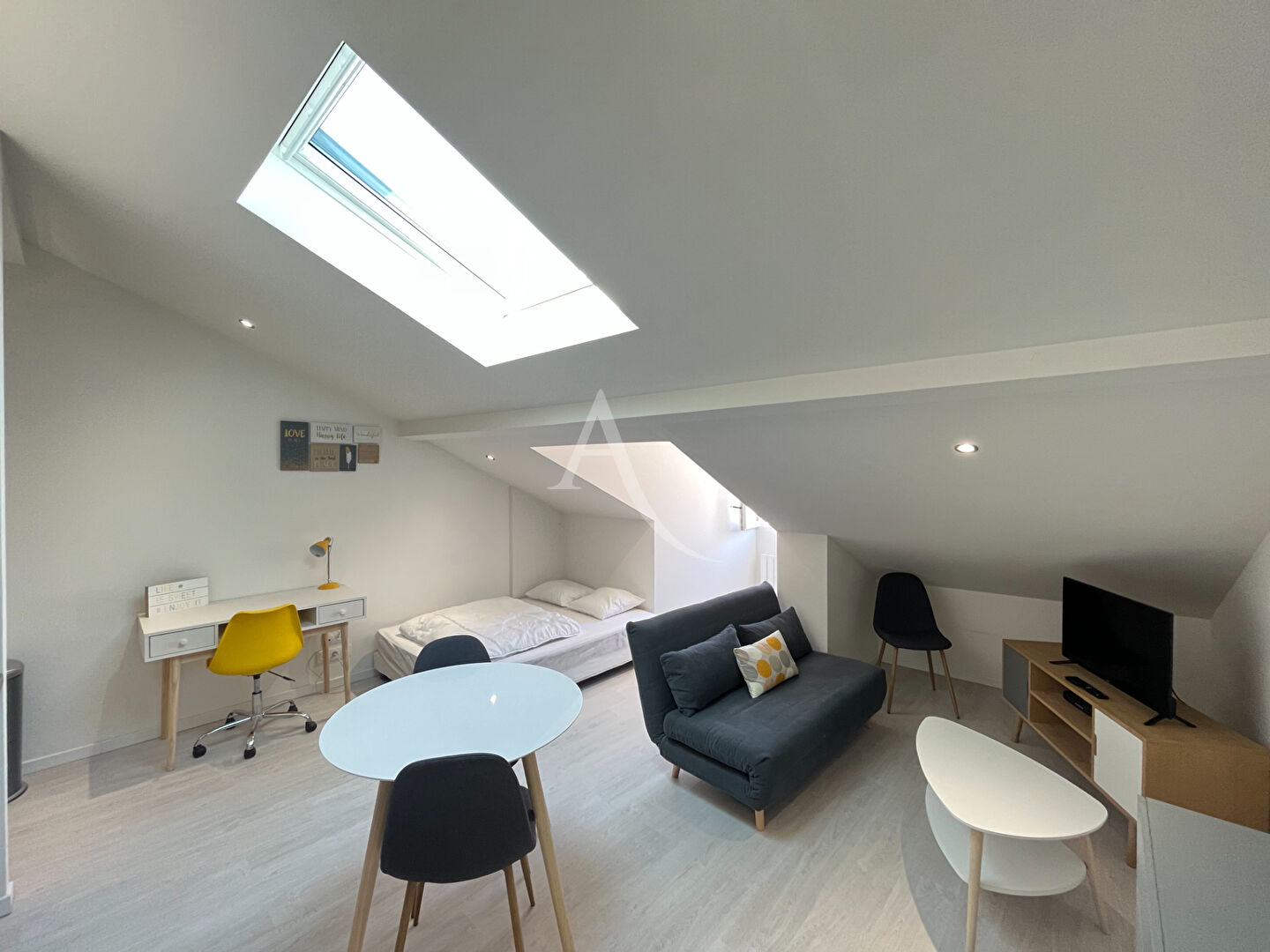 TYPE 1 MEUBLÉ, REIMS - GARE CENTRE