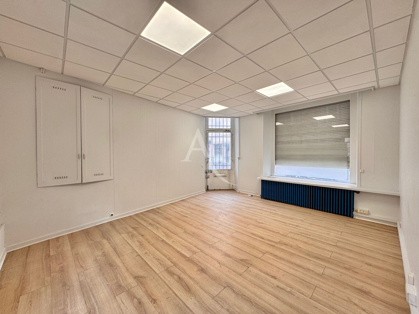 Photo Local commercial Reims 220 m2 image 6/6