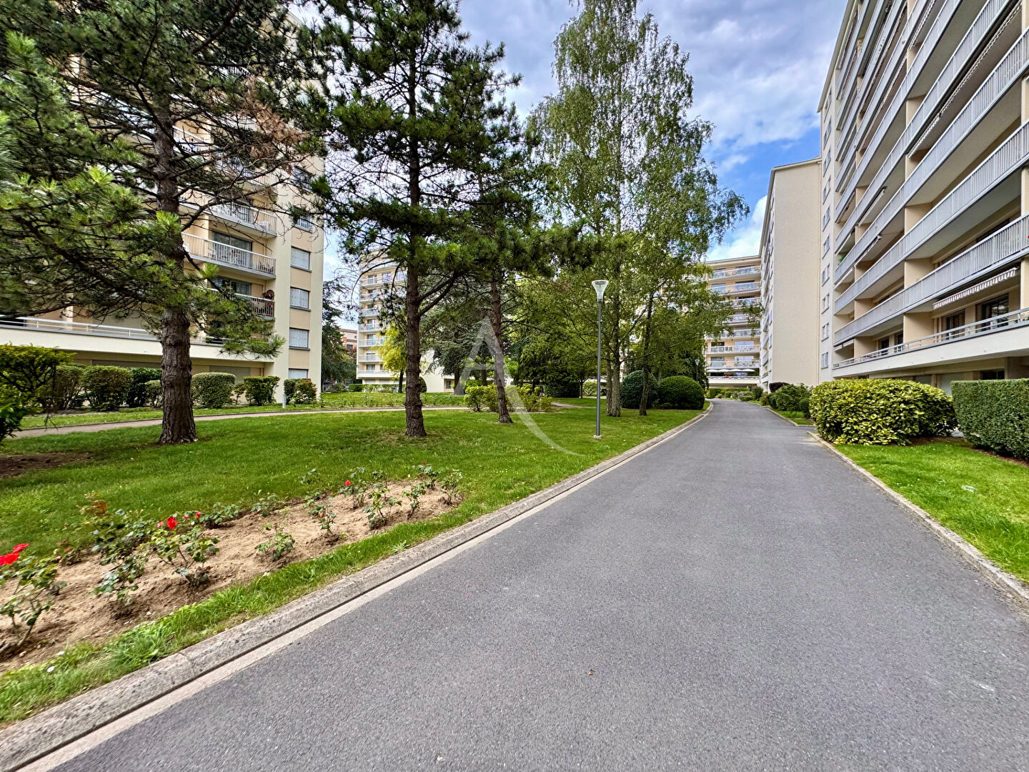 Agence immobilière de L'Adresse DREUX IMMOBILIER - DREUX IMMOBILIER