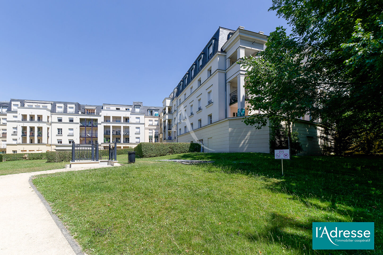 Agence immobilière de L'Adresse DREUX IMMOBILIER - DREUX IMMOBILIER