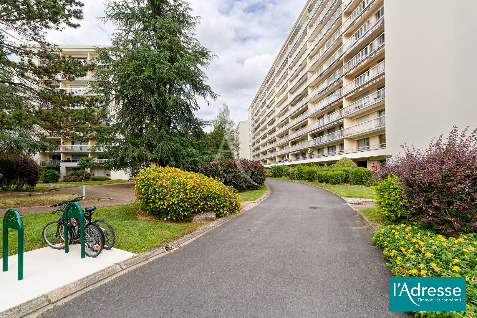 Agence immobilière de L'Adresse DREUX IMMOBILIER - DREUX IMMOBILIER