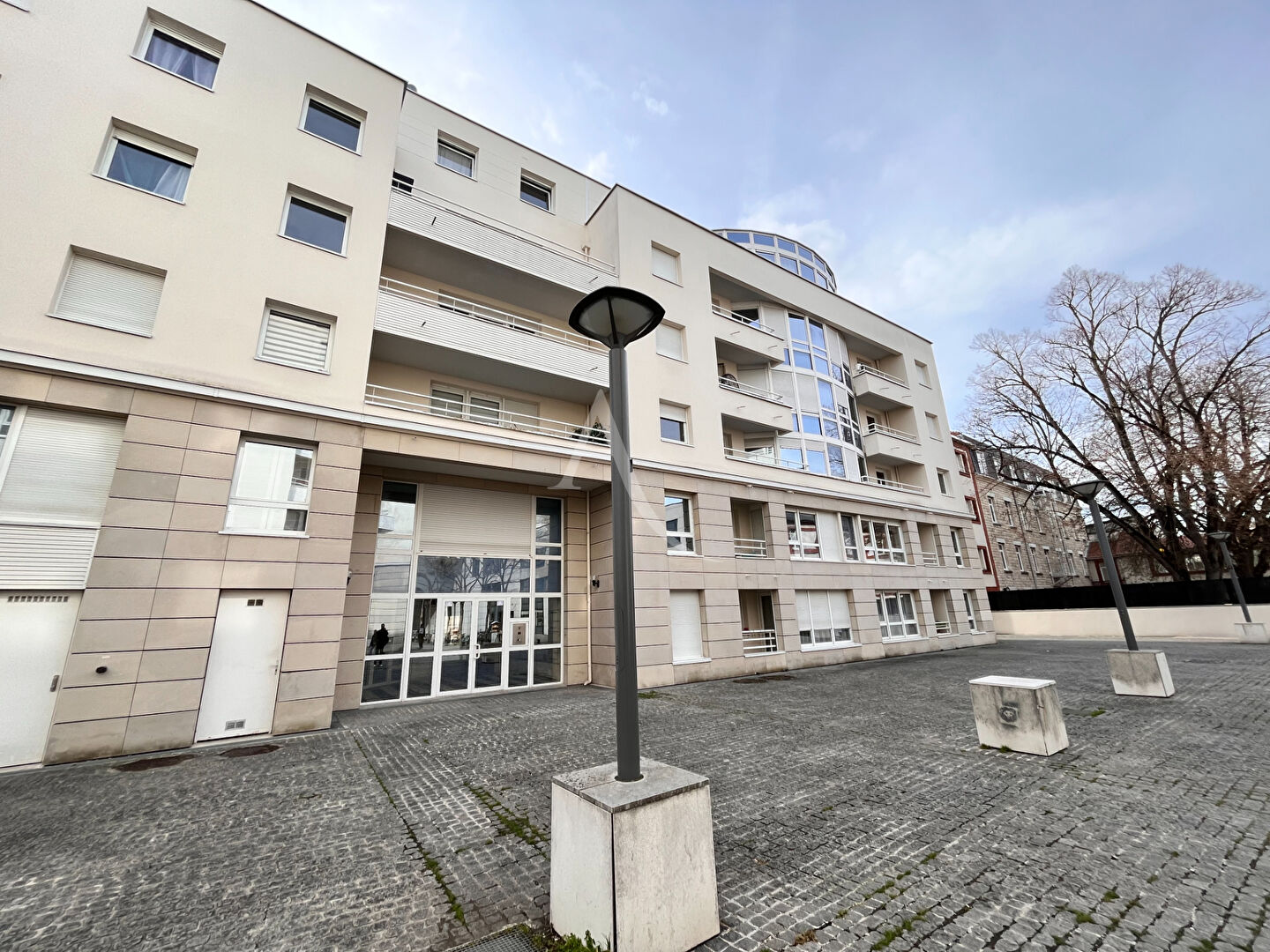 Agence immobilière de L'Adresse DREUX IMMOBILIER - DREUX IMMOBILIER