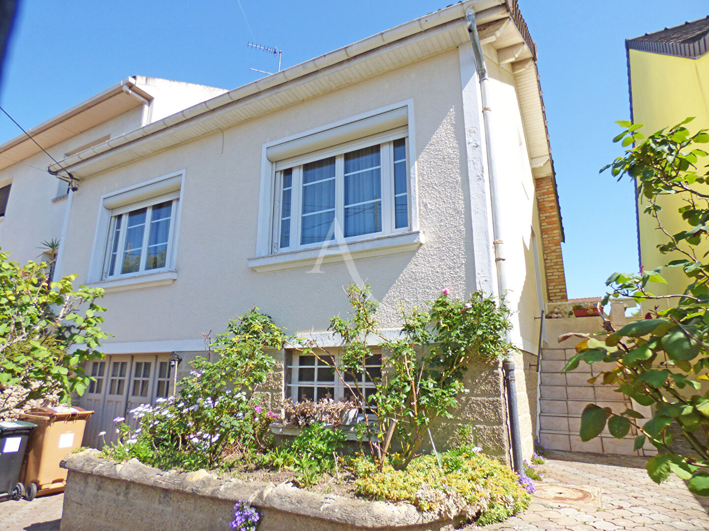 Agence immobilière de L'Adresse  SOPATRIM - L'ADRESSE SOPATRIM