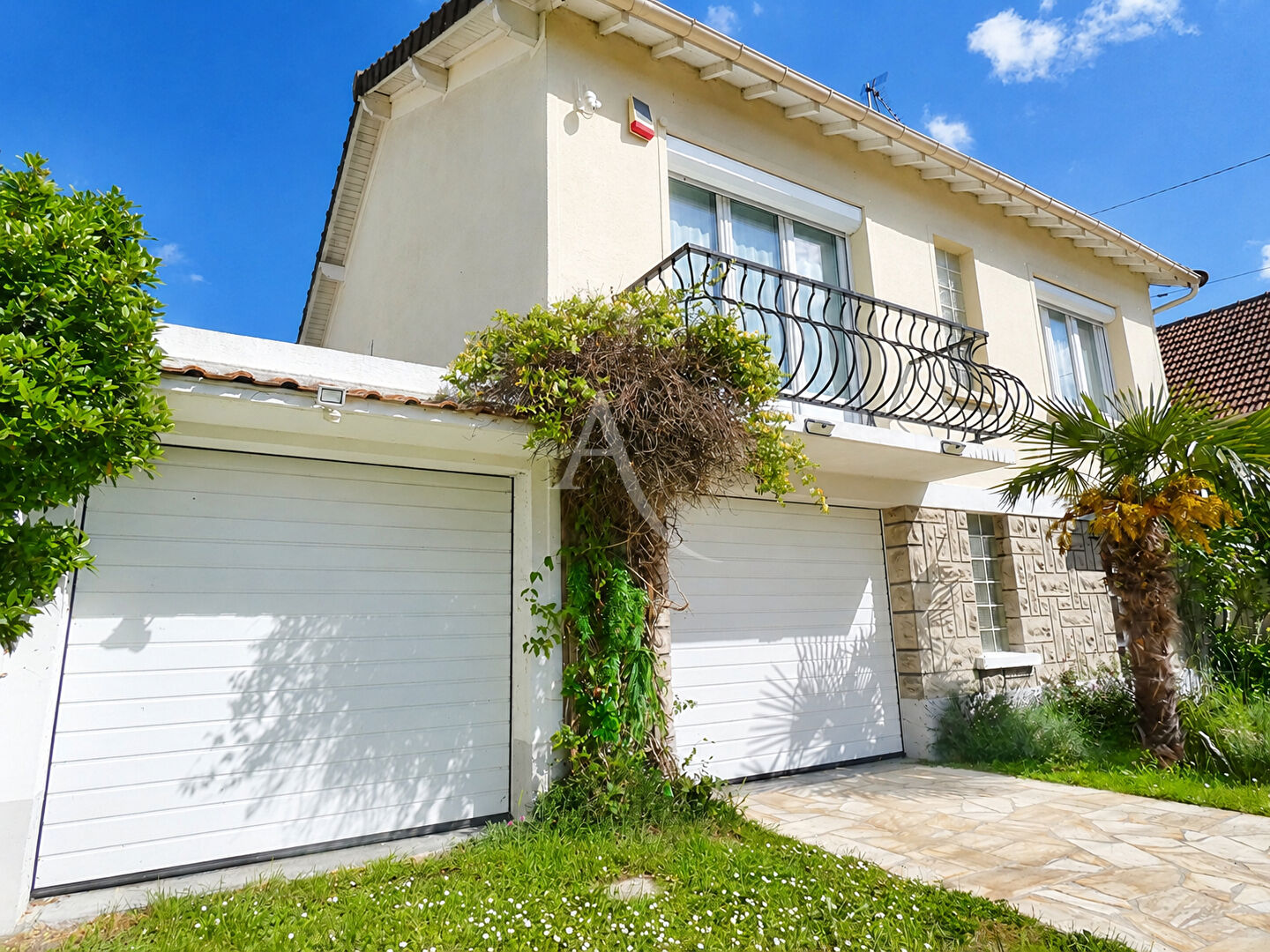 Agence immobilière de L'Adresse  SOPATRIM - L'ADRESSE SOPATRIM