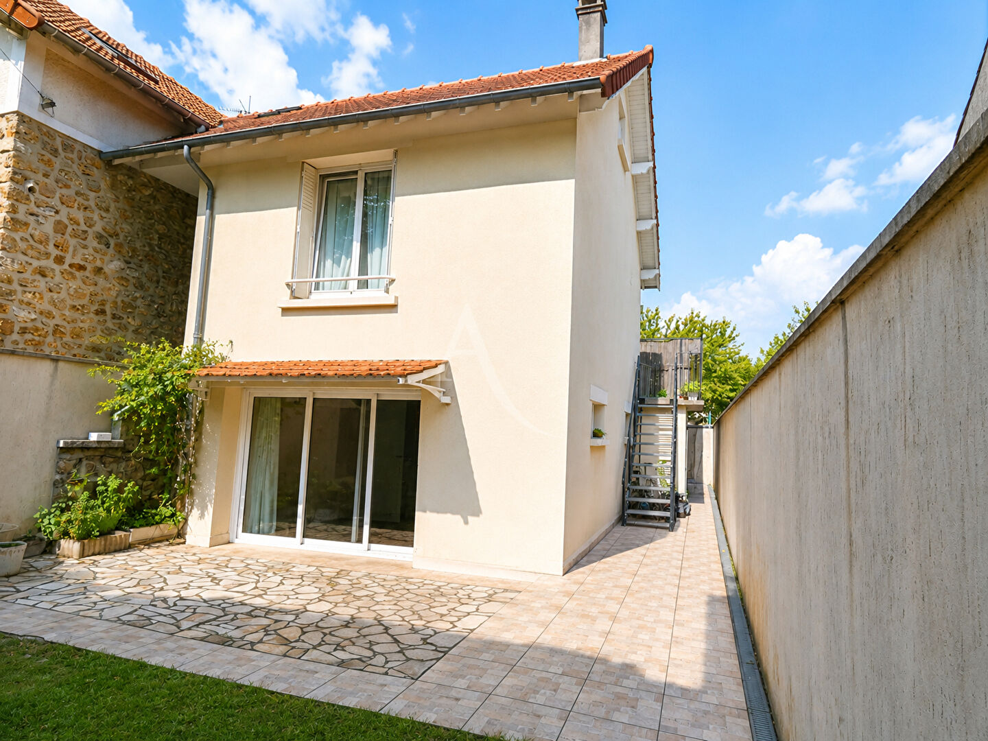Agence immobilière de L'Adresse  SOPATRIM - L'ADRESSE SOPATRIM