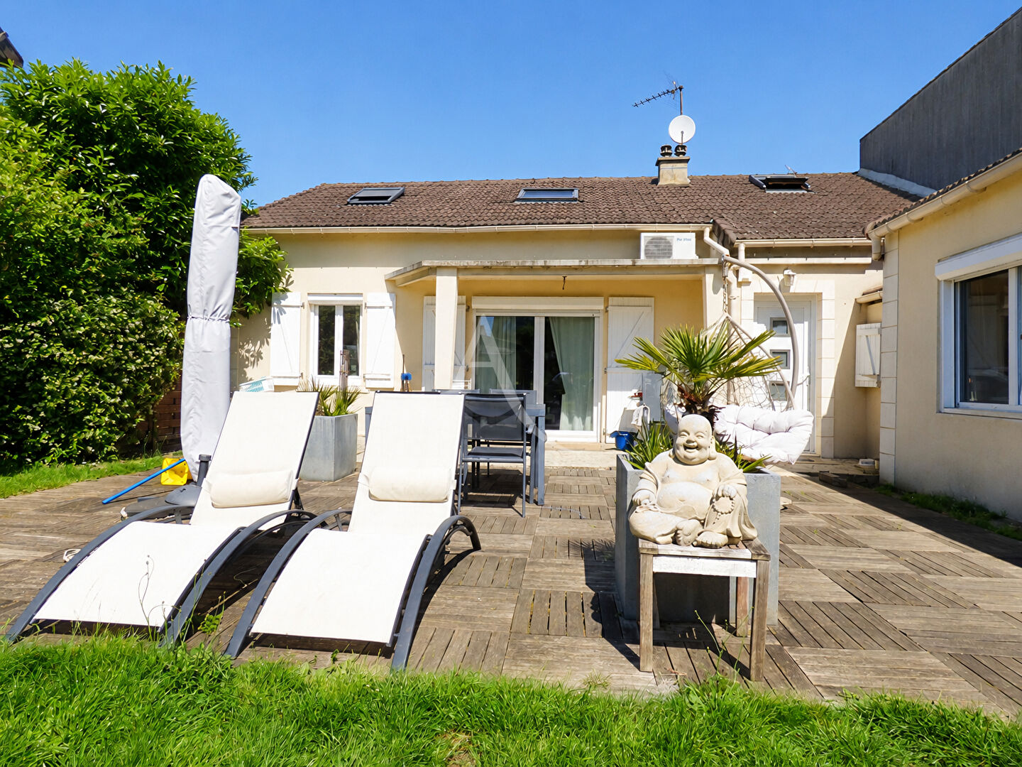 Agence immobilière de L'Adresse  SOPATRIM - L'ADRESSE SOPATRIM
